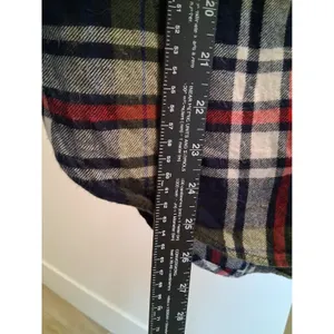 American Eagle Ahh-Mazingly Soft Flannel Button Up Shirt Women's Medium Plaid thumbnail 5