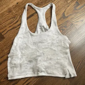 Alo racer back distressed top size small thumbnail 2