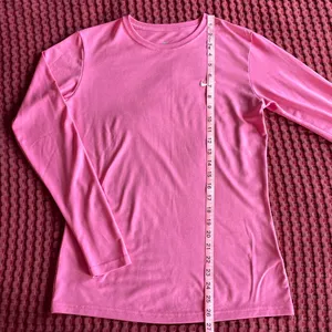 Nike Women’s Dri-FIT Long Sleeve Athletic Shirt Pink Crew Neck Size M thumbnail 8