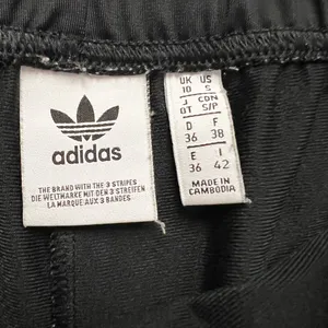 Adidas KNIT SHORTS! thumbnail 3