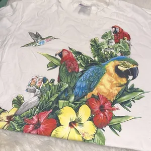 Hanes Wild Adventures Blue and Red Bird Print Shirt size medium Valdosta Georgia thumbnail 3