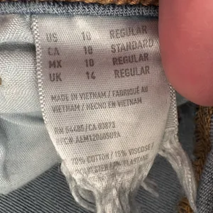 American Eagle Outfitters Blue Women's Distressed Flared Jeans Size 10 thumbnail 5