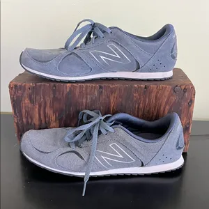 New Balance Women's WL555 casual sneakers thumbnail 2