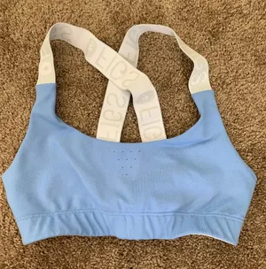 FIGS Sports Bra thumbnail 1
