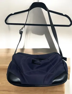✨coccinelle made in italy shoulder bag✨ Black thumbnail 1