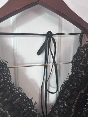 Francescas Black Lace V Neck Mini Dress - NWT size XS sexy going out date night thumbnail 3
