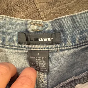 Stylish Light Blue Straight Leg Jeans / DG28 thumbnail 3