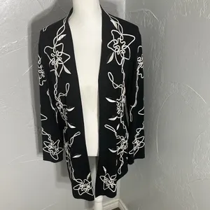 Lauren Michelle Black Embroidered Floral Cardigan – Boho Chic Elegance. thumbnail 7