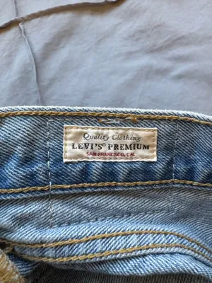 Levi’s 501 Mid-Thigh Shorts thumbnail 6