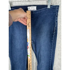 Free‎ People Jeans 27 Womens Blue Pull On Flare Stretch Denim Rough Hem Hippie thumbnail 11