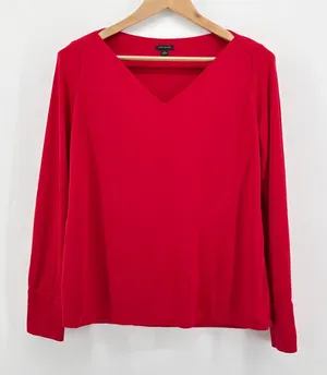 Ann Taylor Red V-Neck Long‎ Sleeve Blouse Covered Button Cuffs Size M 505154 thumbnail 1
