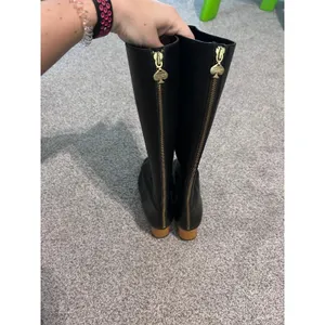 Kate Spade New York Black Leather‎ Knee High Boots Block Heel Zip Back thumbnail 5