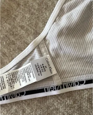 Calvin Klein Bralette Triangle thumbnail 2