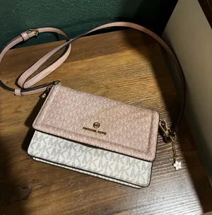 Michael Kors Purse Crossbody Pink thumbnail 1