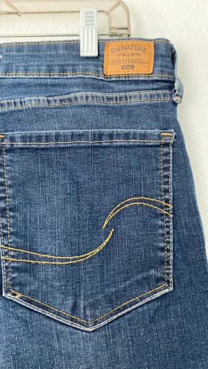 Levi Strauss Signature Jeans thumbnail 4
