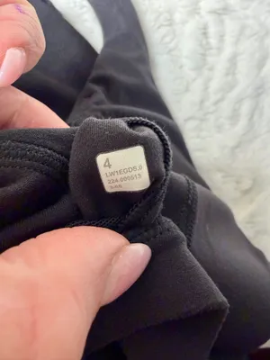 Lululemon align tank NWOT size 4 black with pads thumbnail 6