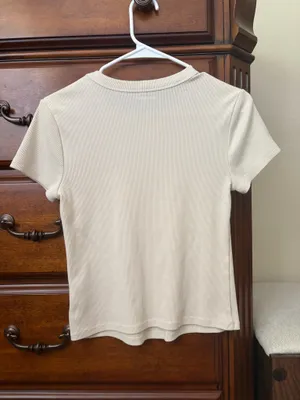 Old Navy Cream Top thumbnail 2