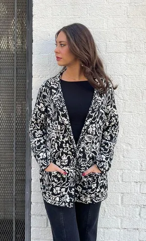 Free People Black and white whimsy reversible cartigan blazer / no tag / fits size s-L thumbnail 2