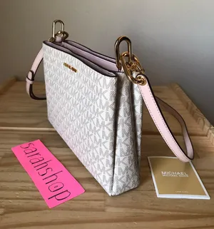 Michael Kors Purse thumbnail 4