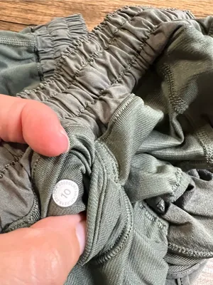 Lululemon Hotty Hot Short II 2.5” Grey Sage Size 10 Lined Running Shorts thumbnail 4