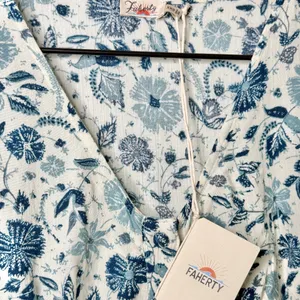 NWT Faherty Sorrento Print Dreamer Floral Maxi Dress Blue White Women’s Size XXS thumbnail 9