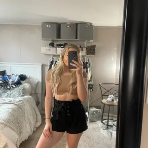FOREVER 21 button up shorts S thumbnail 4