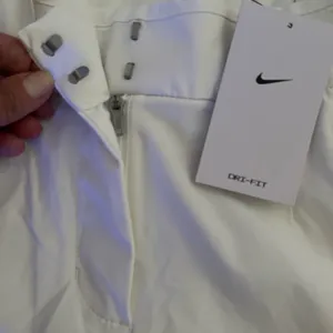 🦄NWT NIKE DRI-FIT Women's 5" Golf Shorts, XS thumbnail 5