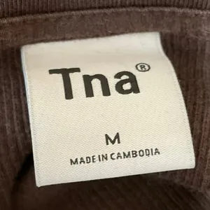 Aritzia TNA Brown Ribbed Knit Crewneck Short Sleeve Crop Tee T-shirt Top Size M thumbnail 4