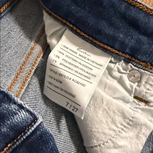 KanCan Women's Blue Jeans - size 7/27 thumbnail 7