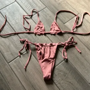 Zaful ribbed bikini set thumbnail 1
