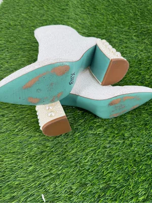 Betsey Johnson Kasey Pearl Sparkle Slip On Side Zip Heel Evening Bride Booties thumbnail 4