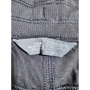 Northface, hiking shorts, black‎ women's size small thumbnail 3