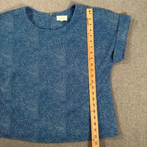 Melloday Blue Dotted Blouse Women's Medium Short Sleeve Round Neck thumbnail 2
