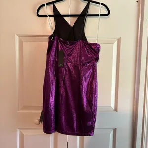 Lulu’s Cut the Line Magenta Shiny Cutout‎ One-Shoulder Mini Dress Size Large thumbnail 3