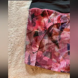Lululemon Women’s Run Time ‎ Pink purple Floral Size 6 thumbnail 3