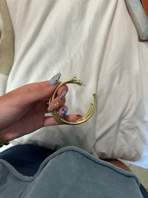 Sheila Fajl Sheila Hoops thumbnail 2