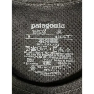Patagonia Capilene 3 Midweight Long Sleeve Crew Neck Black Medium Base Layer thumbnail 2