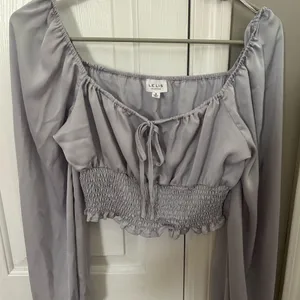 Le lis Satin cropped long sleeve blouse thumbnail 1