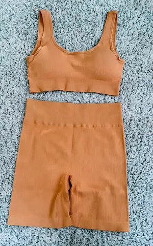 New Boutique High Waist Seamless Activewear Yoga Workout Set Size L thumbnail 2