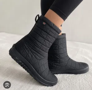 Bogs Women's Snowday II Mid Work Boots Size 9 Black thumbnail 1