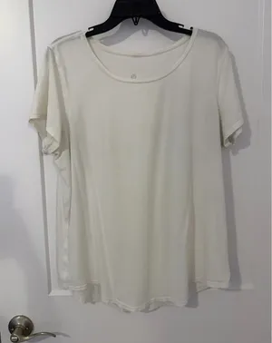Lululemon White Shirt – Estimated Size Medium thumbnail 1