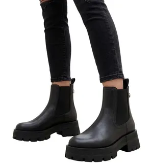 Steve Madden Howler Black Faux Leather Chunky Sole Chelsea Boots Size 7 NEW thumbnail 1