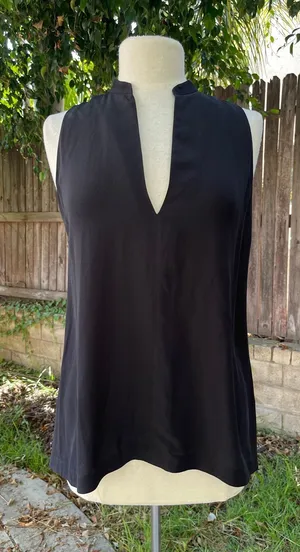 Alice + Olivia AIR by Stacey Bendet 100% silk black blouse minimalist classic SP thumbnail 1