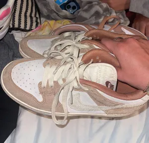 Nike Dunks thumbnail 3