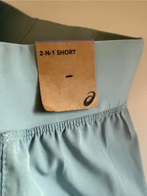 NWT Asics 2-in 1 Running Shorts Womens Size XL Gray thumbnail 3