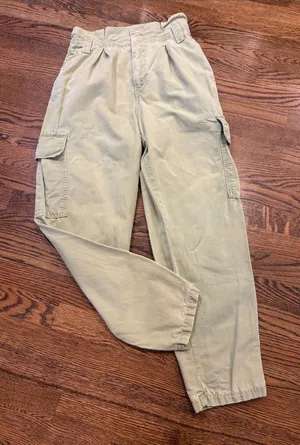 Zara Light Olive Cargo Pants - Casual Utility Style, xS thumbnail 1