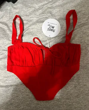 Princess Polly Red crop top thumbnail 1