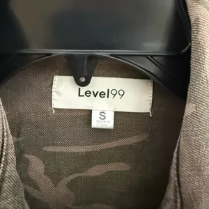 Level99 Gina Utility Shacket in a camouflage print Gray thumbnail 3