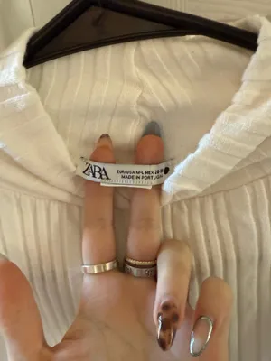 Zara thin turtleneck  thumbnail 3