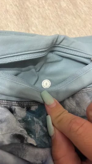 Lululemon Shorts thumbnail 2